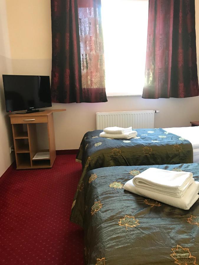 Motel Pintal Ґожув-Велькопольський Екстер'єр фото